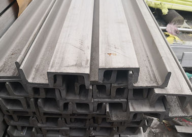 अच्छी कीमत 0.4-30 मिमी स्टेनलेस स्टील चैनल / 316 316L स्टेनलेस स्टील स्क्वायर बार ऑनलाइन